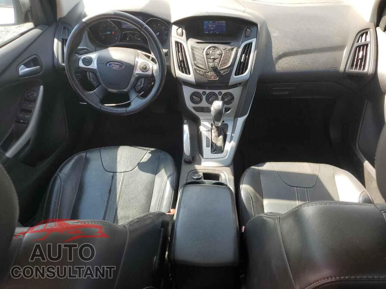 FORD FOCUS 2013 - 1FADP3F22DL330904