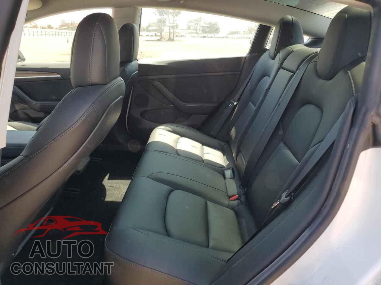 TESLA MODEL 3 2021 - 5YJ3E1EA2MF070726