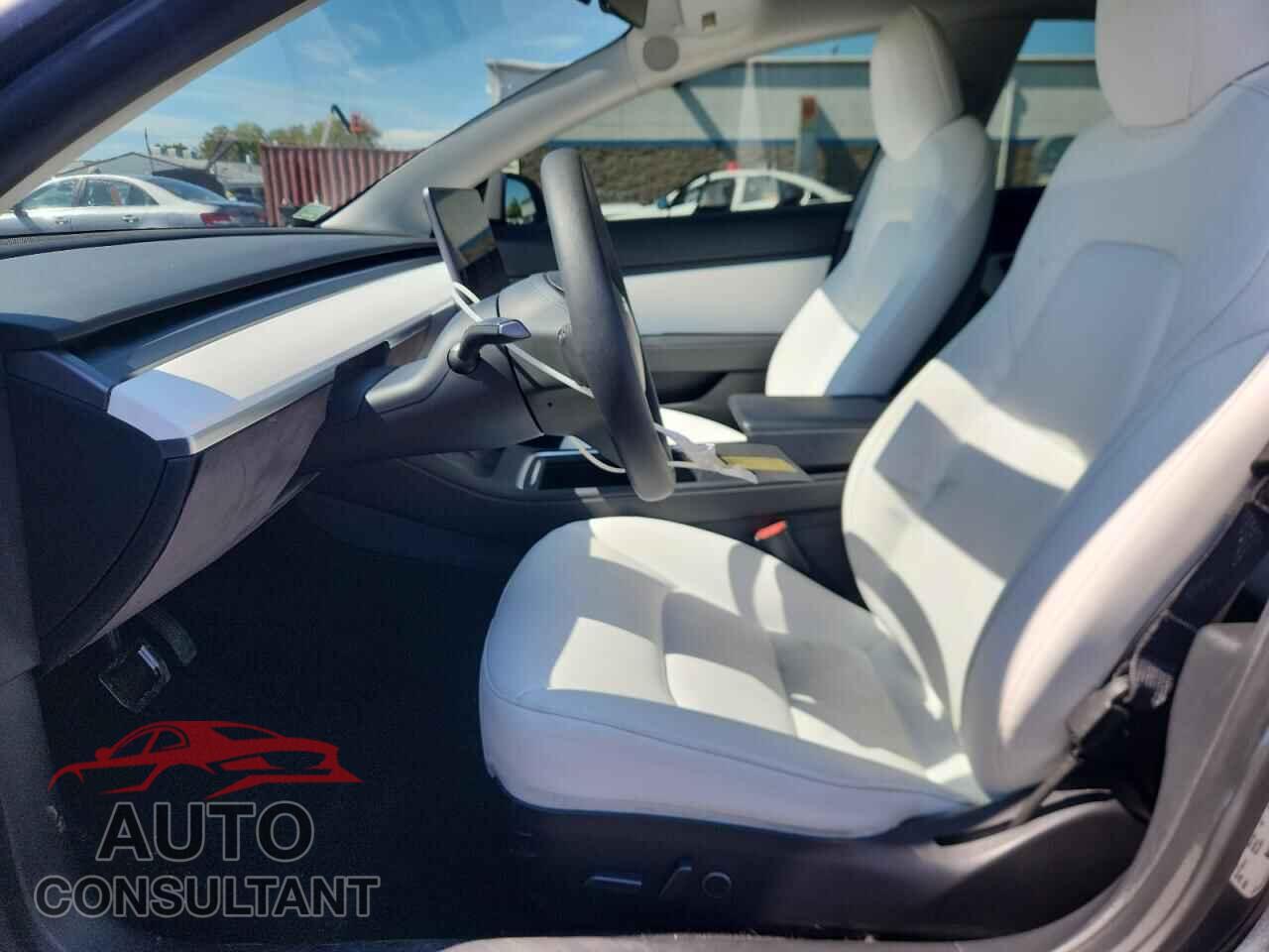 TESLA MODEL 3 2021 - 5YJ3E1EB3MF926690