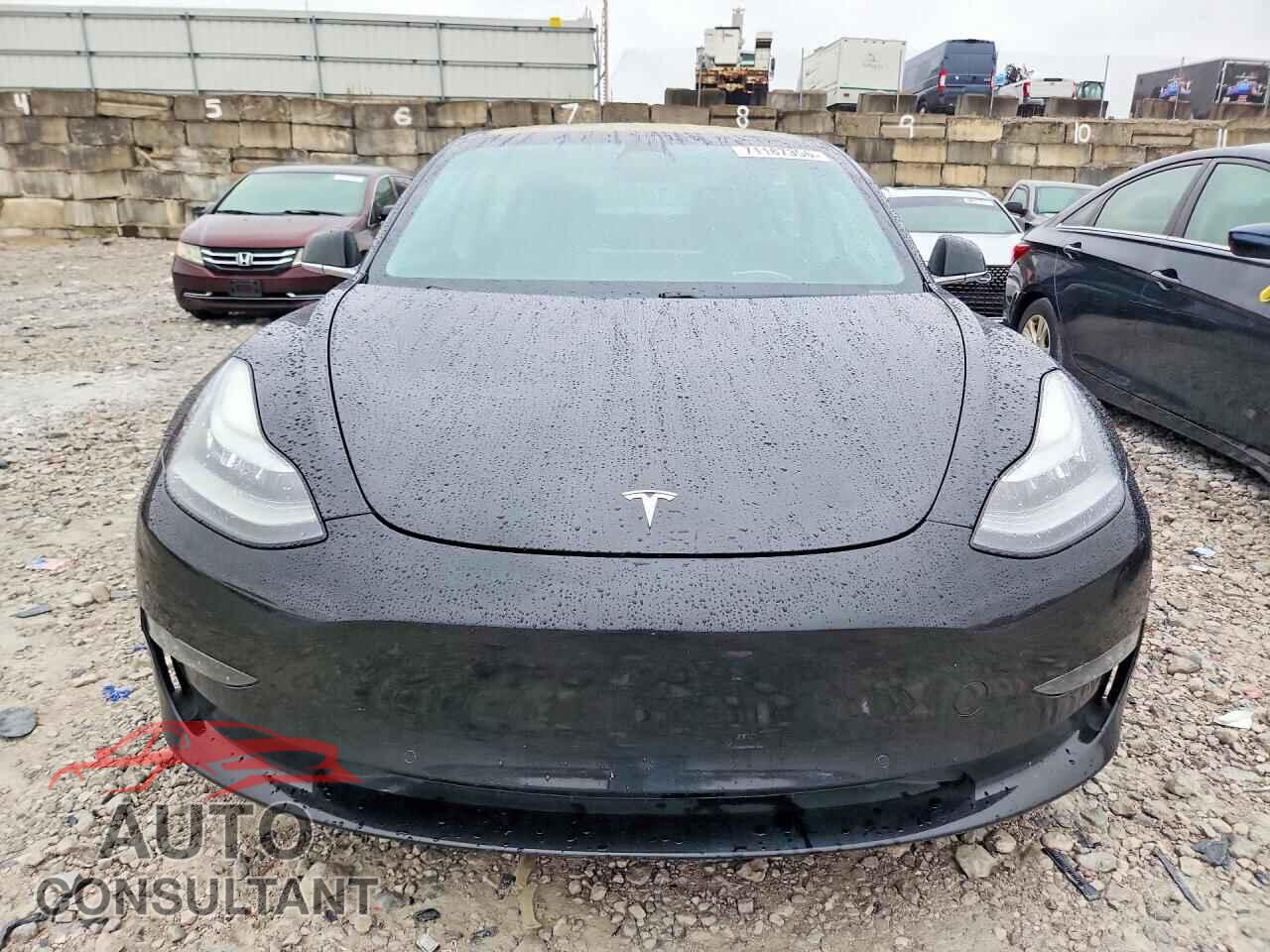 TESLA MODEL 3 2018 - 5YJ3E1EB4JF082509