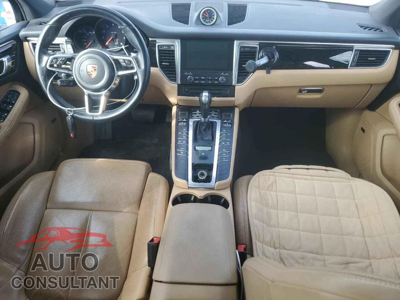 PORSCHE MACAN 2018 - WP1AA2A55JLB01573