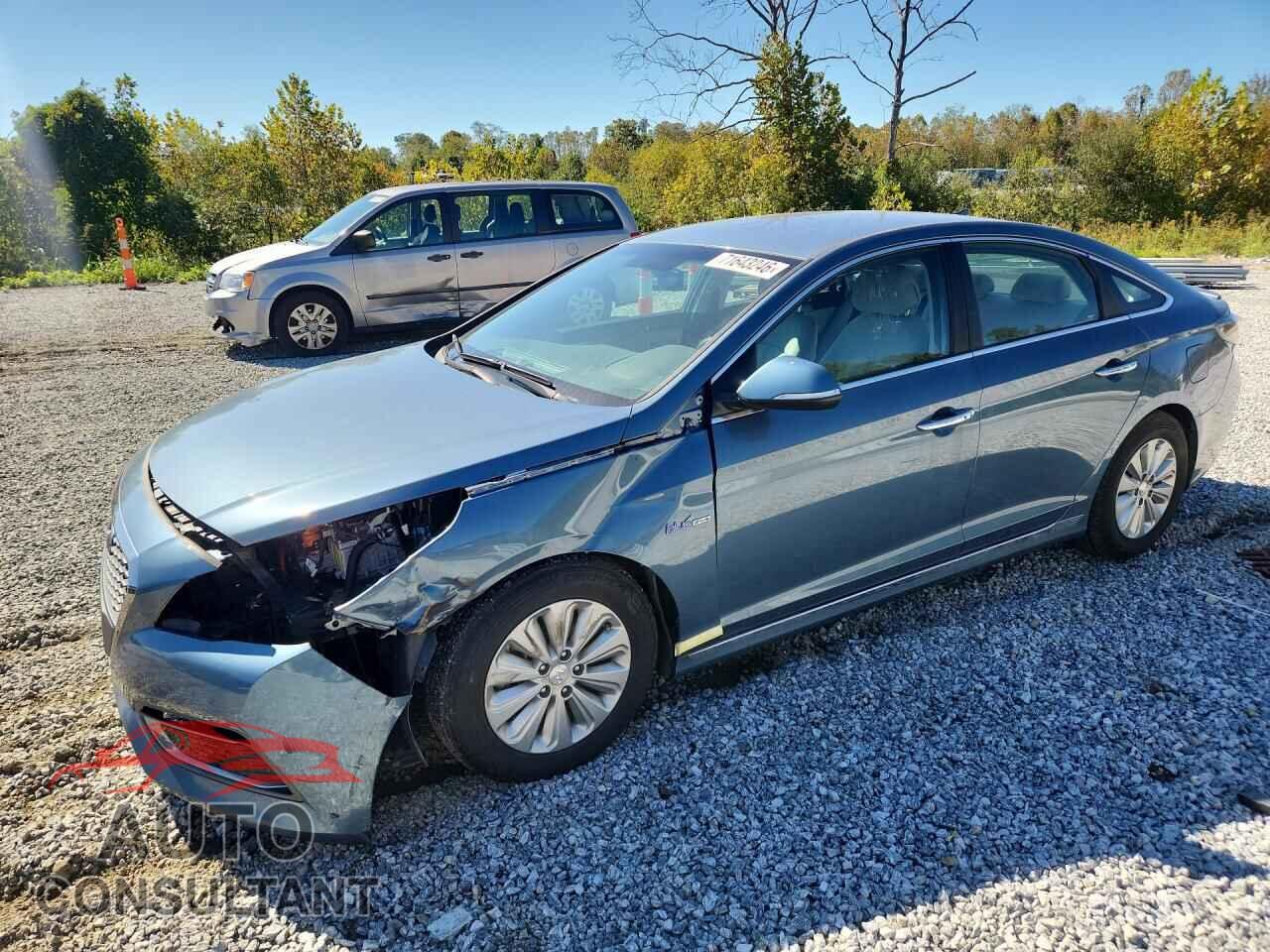 HYUNDAI SONATA 2016 - KMHE24L14GA041002