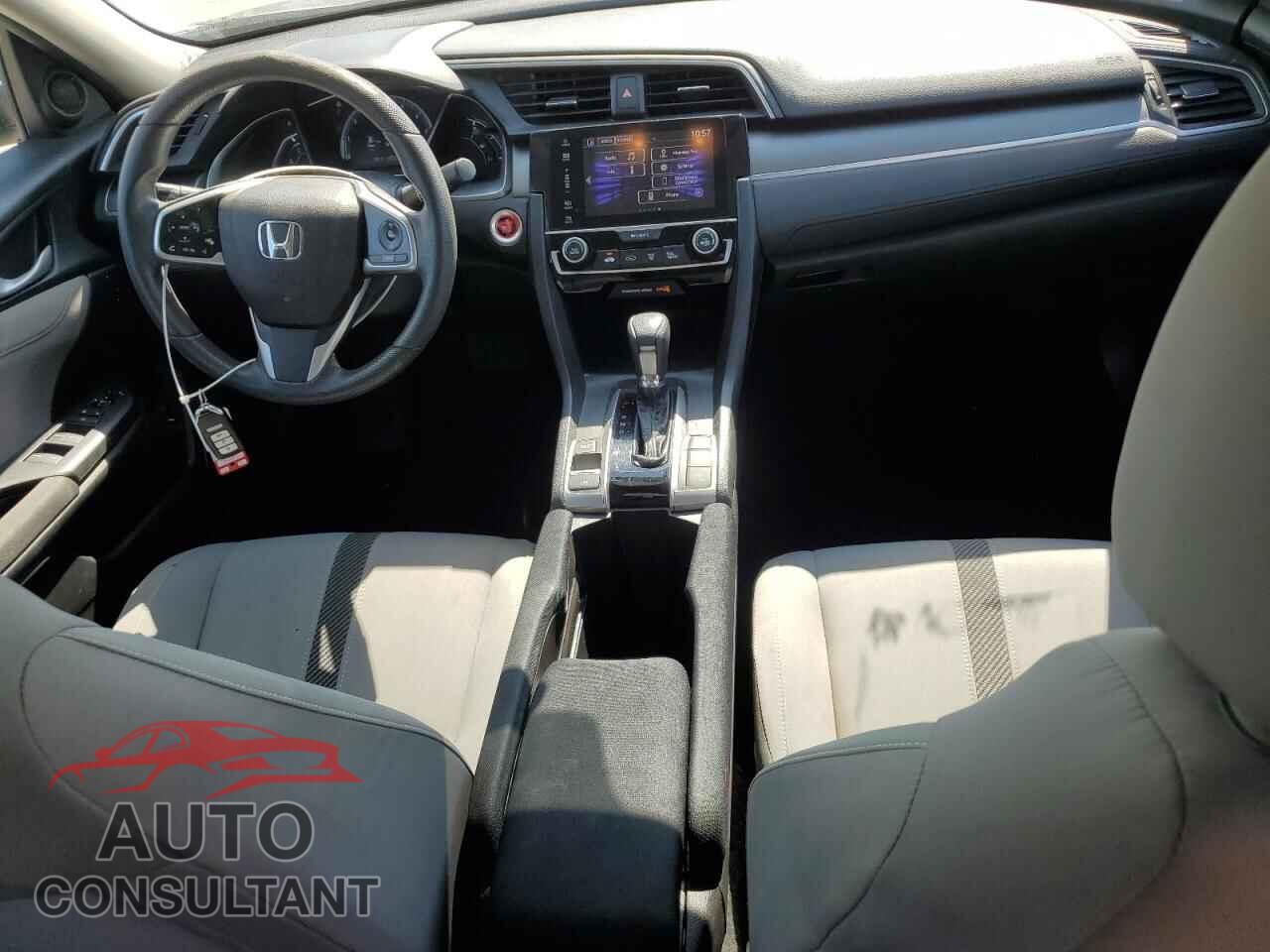HONDA CIVIC 2018 - 2HGFC2F72JH516652
