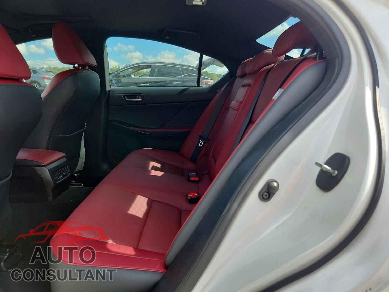 LEXUS IS 2023 - JTHCA1D25P5127222