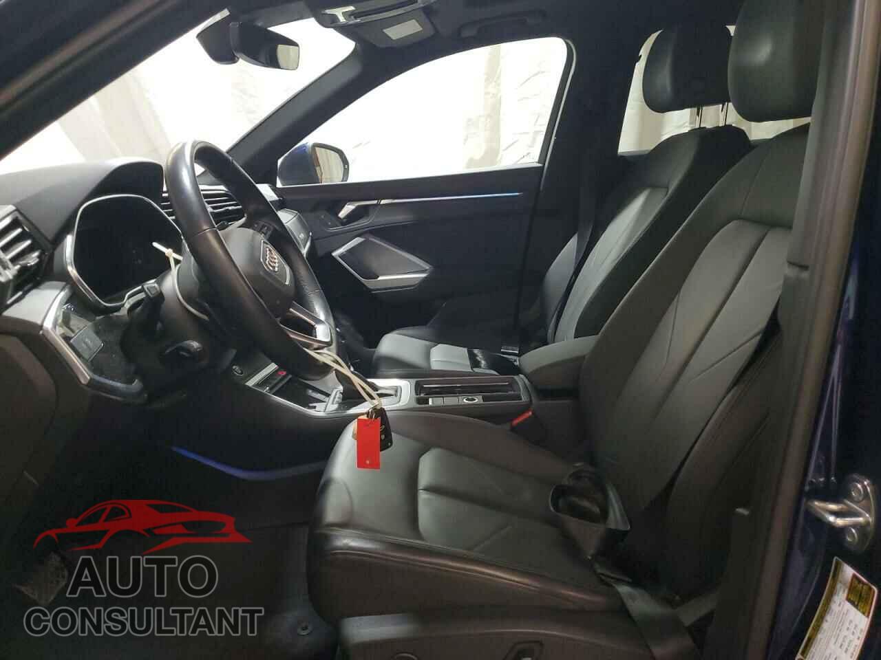 AUDI Q3 2021 - WA1EECF30M1051020