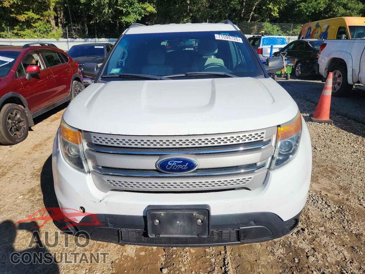 FORD EXPLORER 2013 - 1FM5K8B89DGB84543
