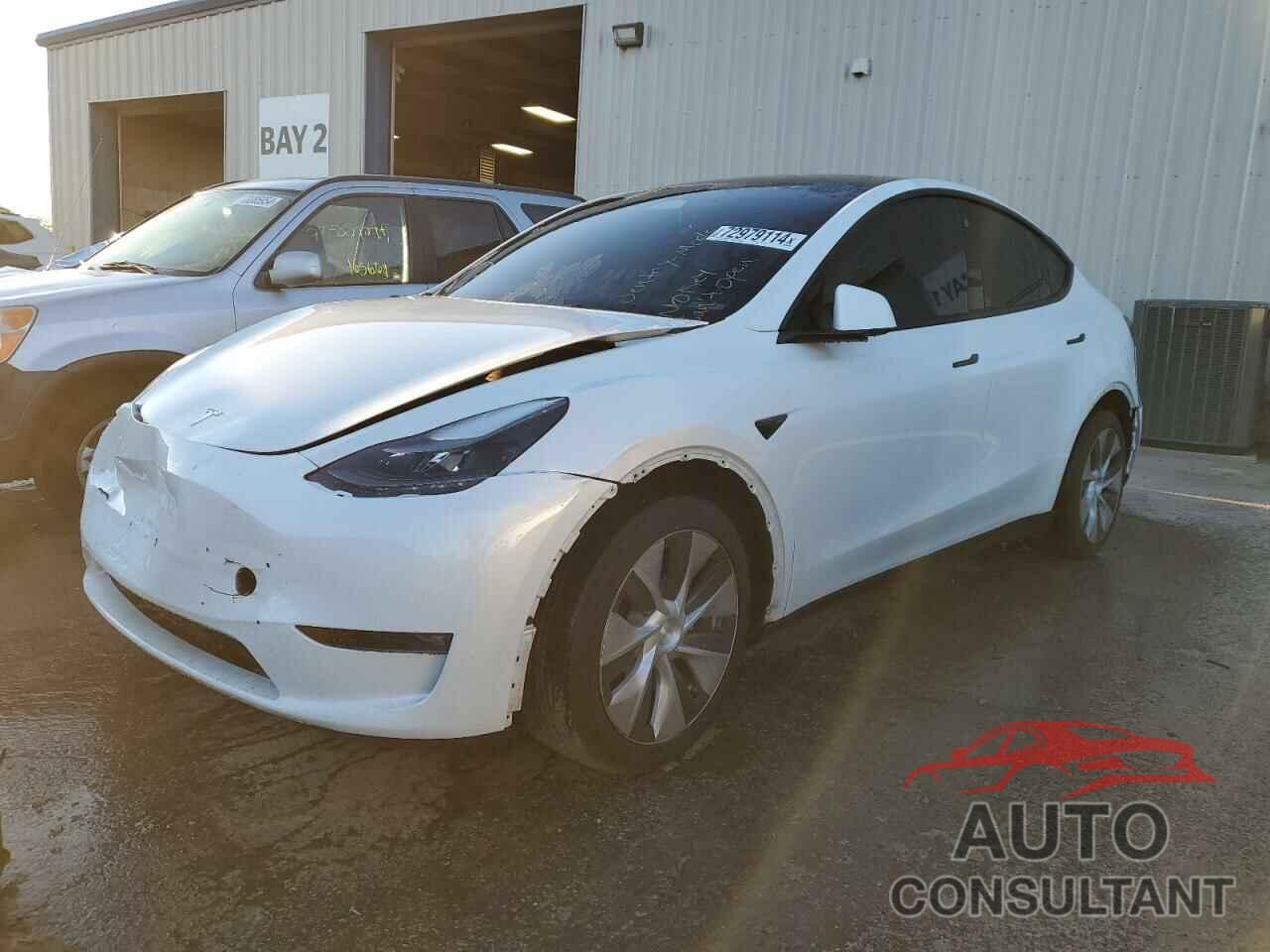 TESLA MODEL Y 2023 - 7SAYGAEE0PF772926