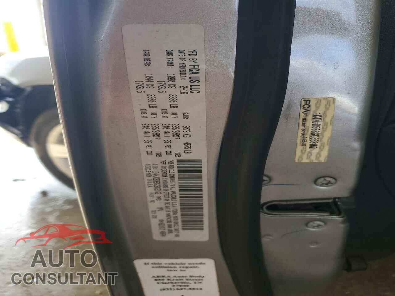 JEEP COMPASS 2016 - 1C4NJDEB8GD663162