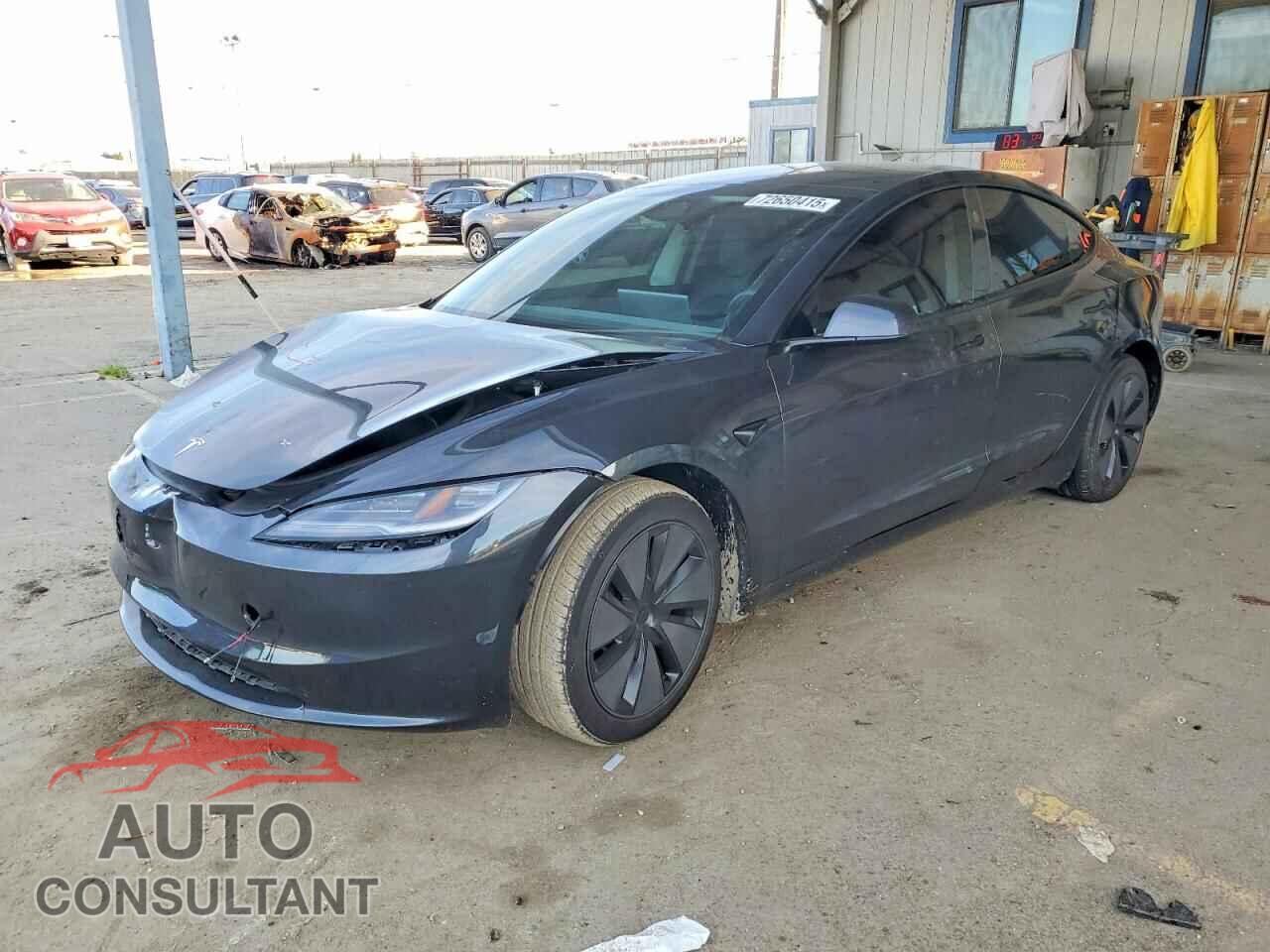 TESLA MODEL 3 2025 - 5YJ3E1EA1SF936929