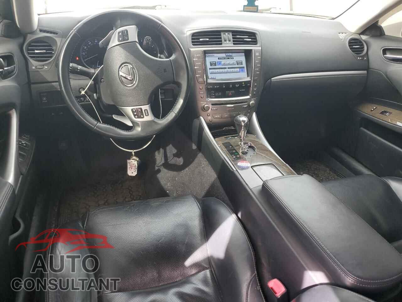 LEXUS IS 2012 - JTHCF5C25C5058309