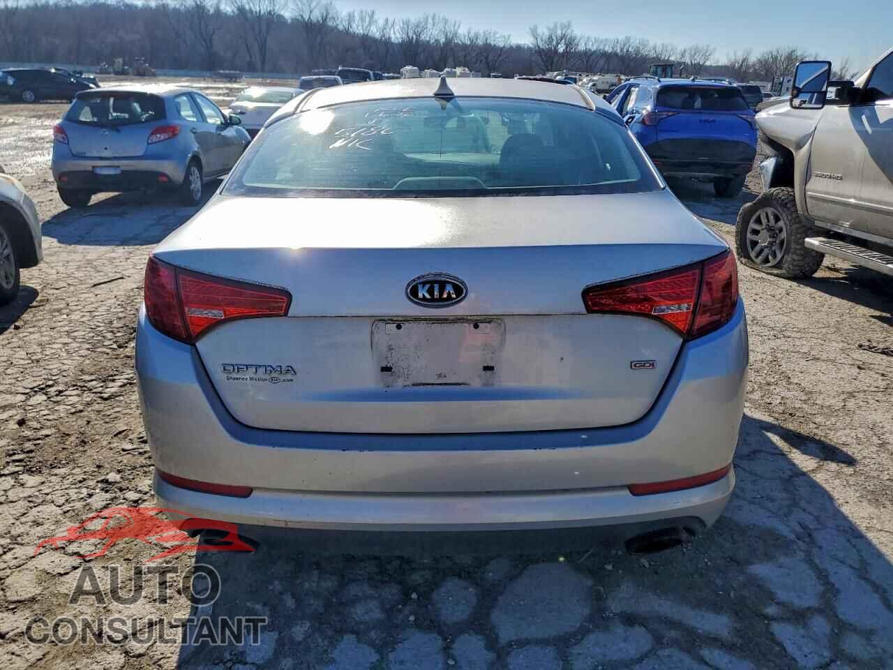 KIA OPTIMA 2011 - KNAGM4A76B5095186