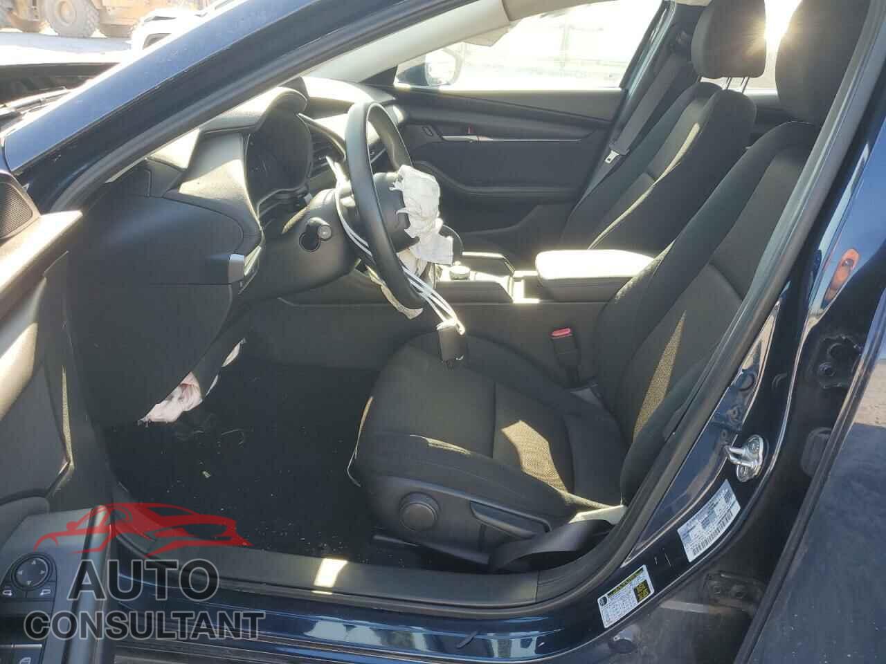 MAZDA 3 2020 - 3MZBPABL9LM123716