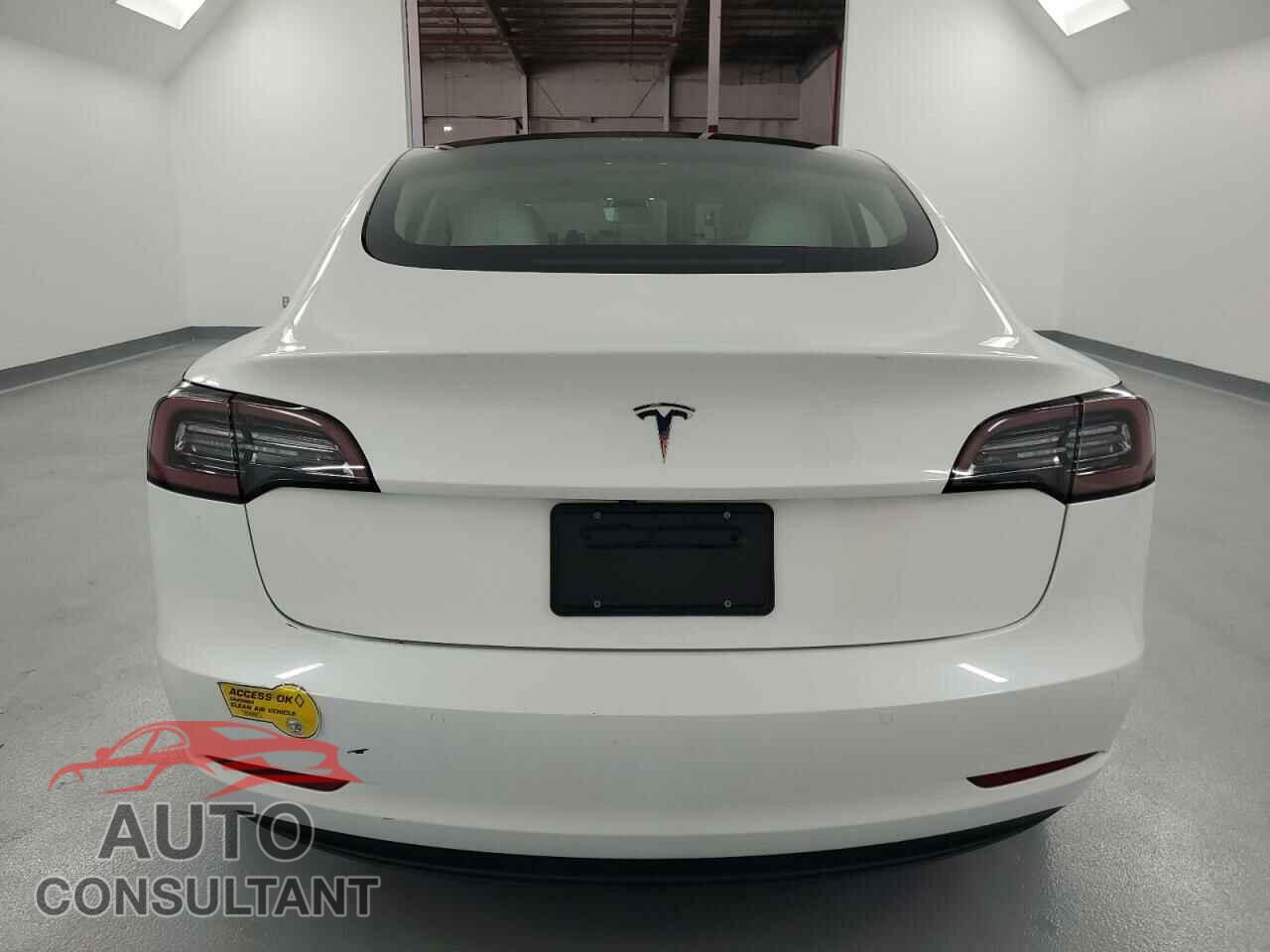 TESLA MODEL 3 2021 - 5YJ3E1EA3MF973208