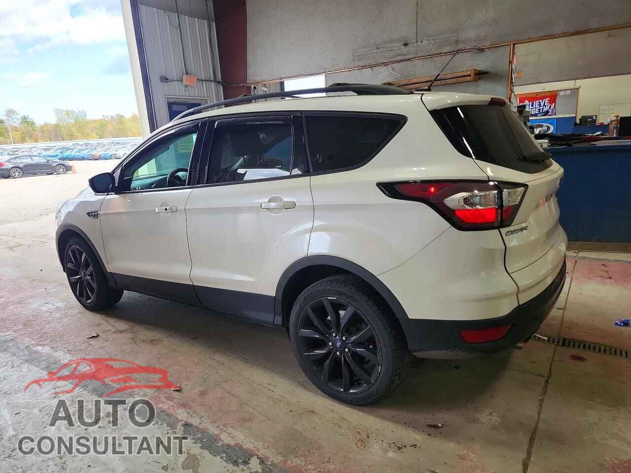 FORD ESCAPE 2017 - 1FMCU9JD5HUC46033