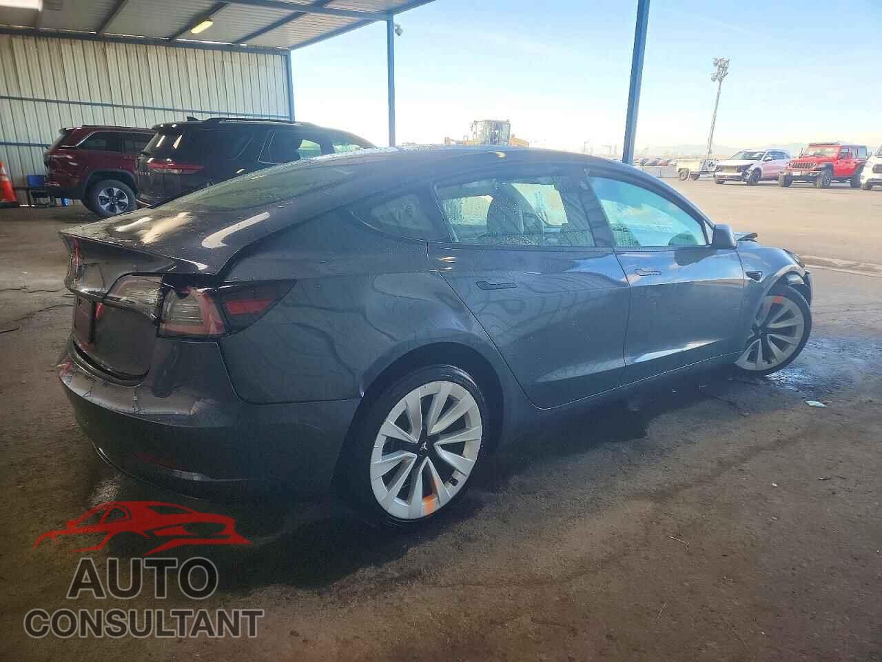 TESLA MODEL 3 2022 - 5YJ3E1EA0NF368807