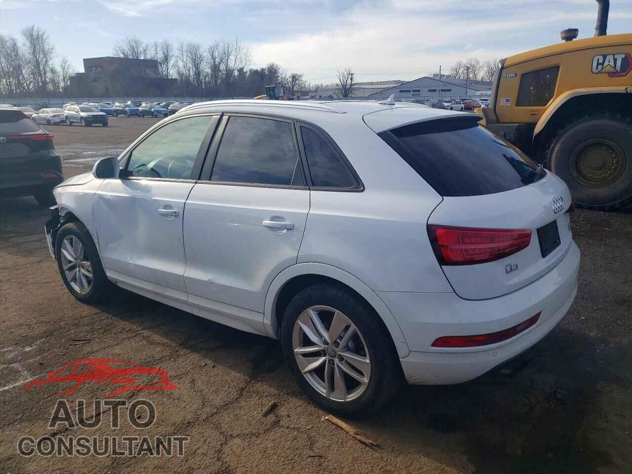 AUDI Q3 2017 - WA1ECCFS7HR006452