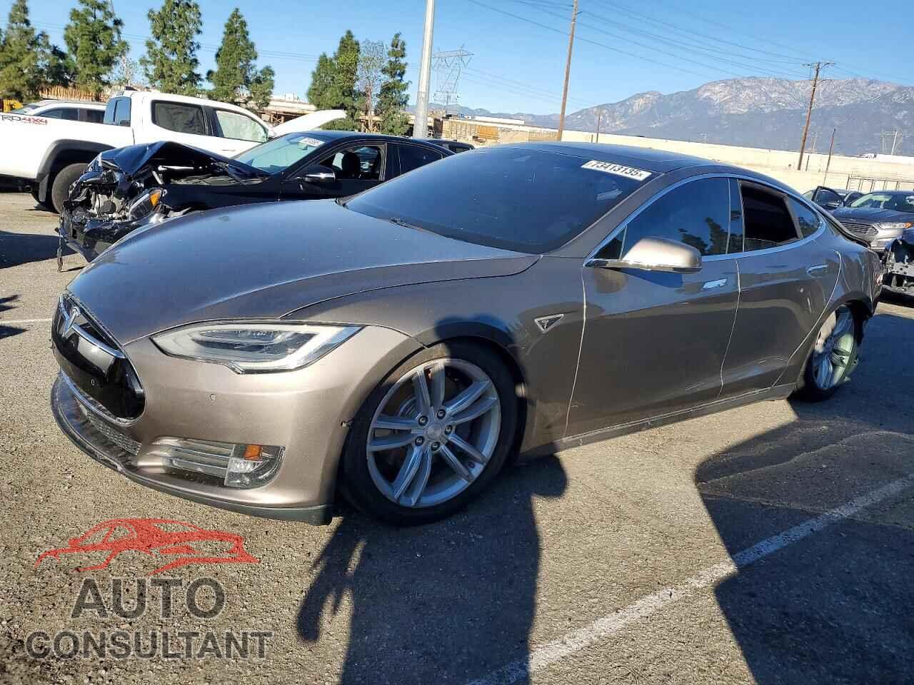 TESLA MODEL S 2015 - 5YJSA1S19FF098439