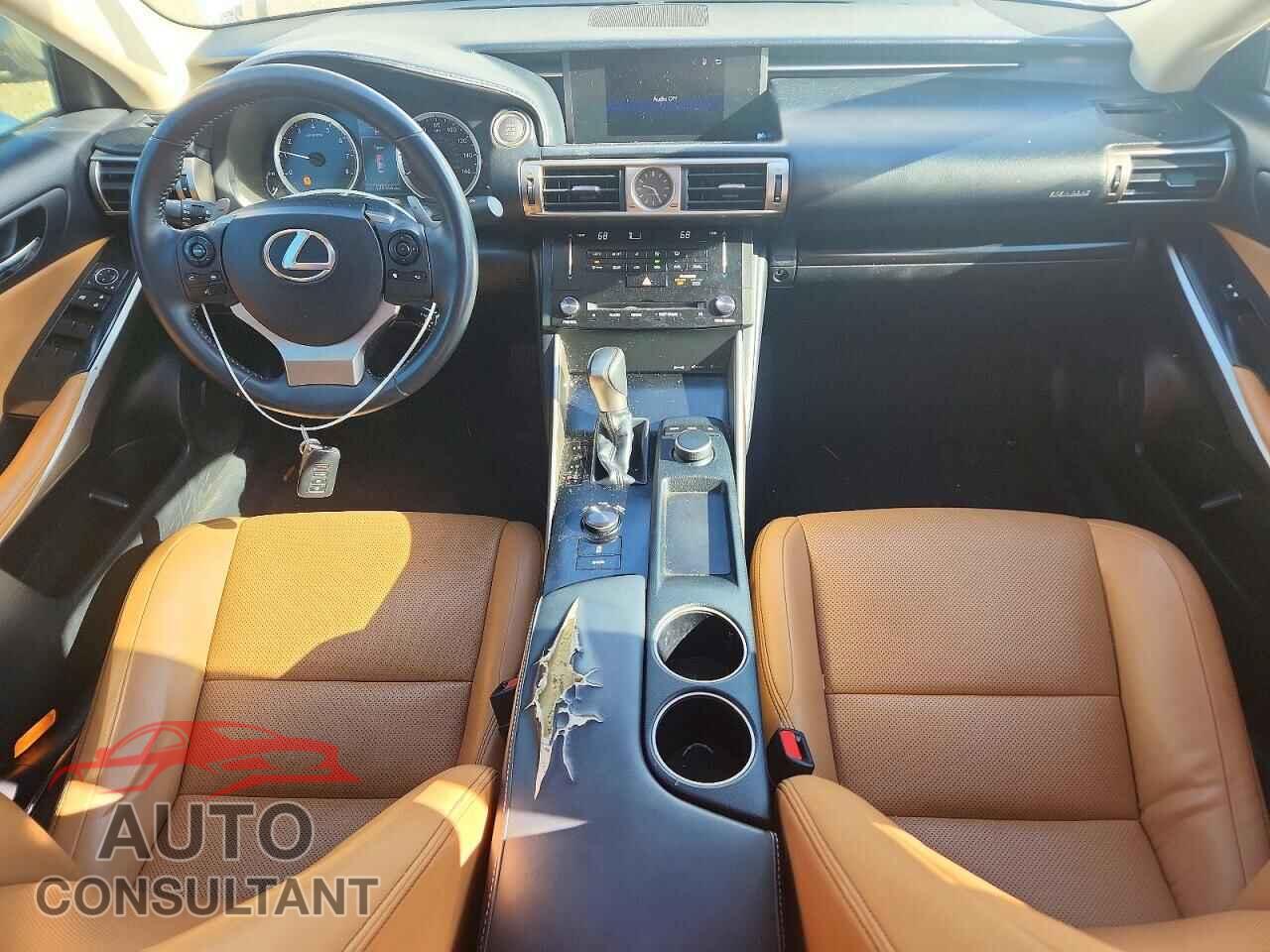 LEXUS IS 2014 - JTHBF1D23E5022172
