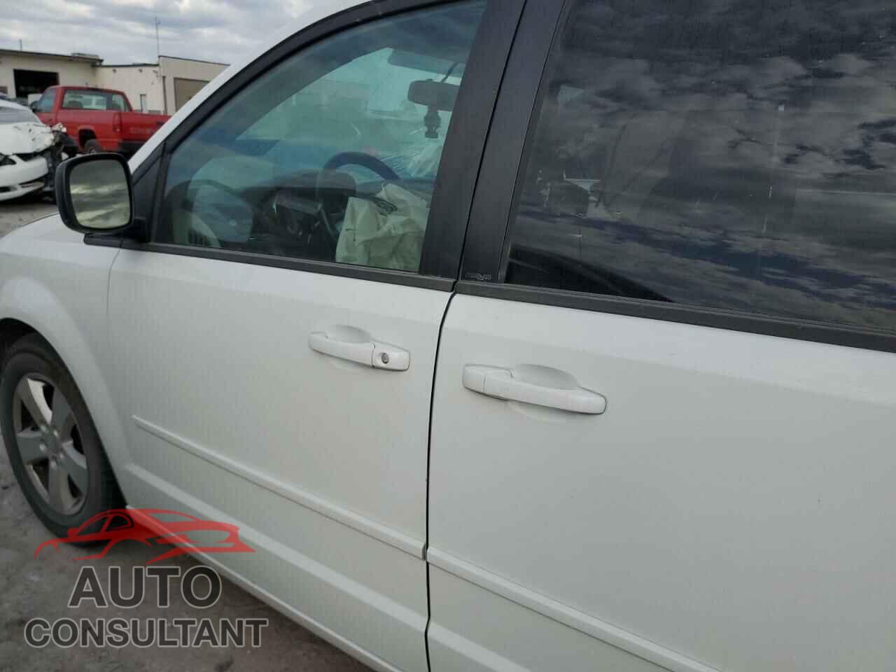 DODGE CARAVAN 2013 - 2C4RDGBG2DR811731