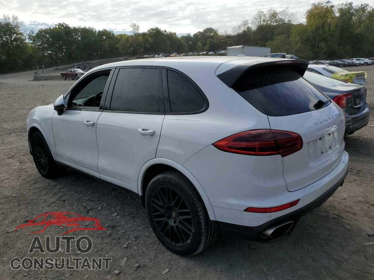 PORSCHE CAYENNE 2017 - WP1AA2A27HKA92364