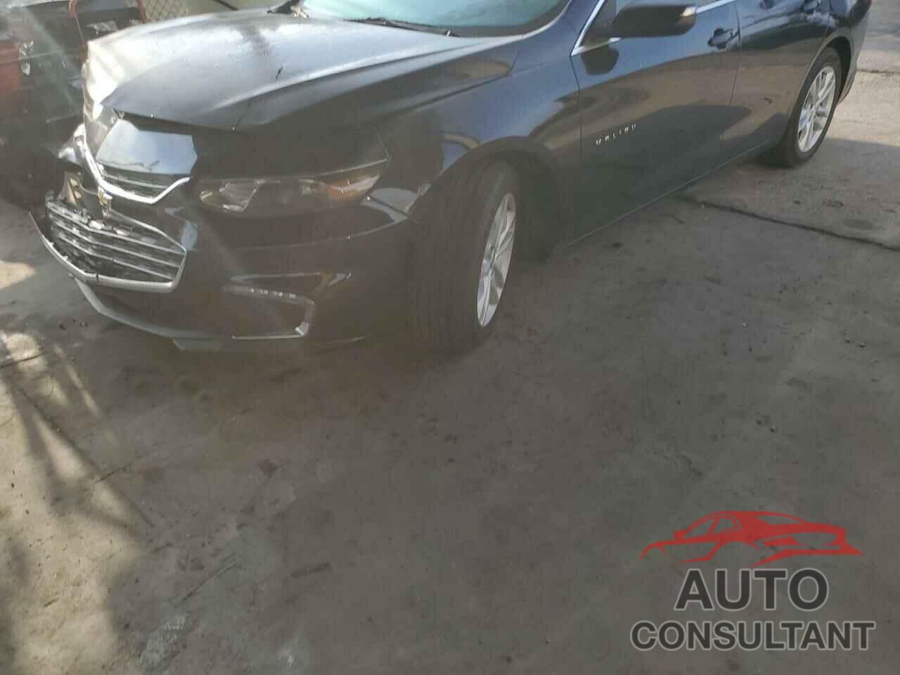 CHEVROLET MALIBU 2018 - 1G1ZD5ST6JF140500