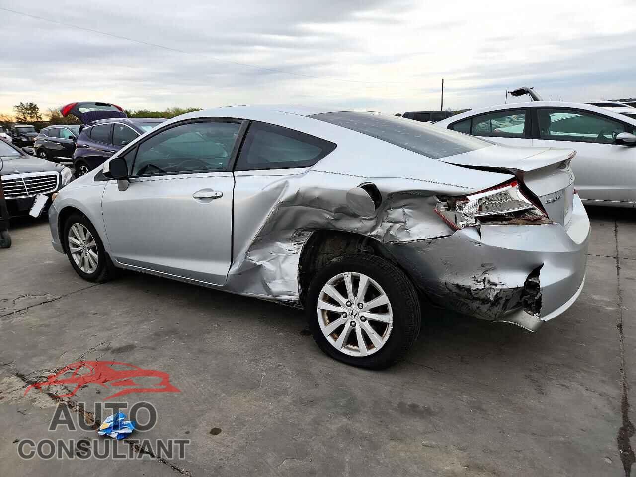 HONDA CIVIC 2012 - 2HGFG3B83CH548652