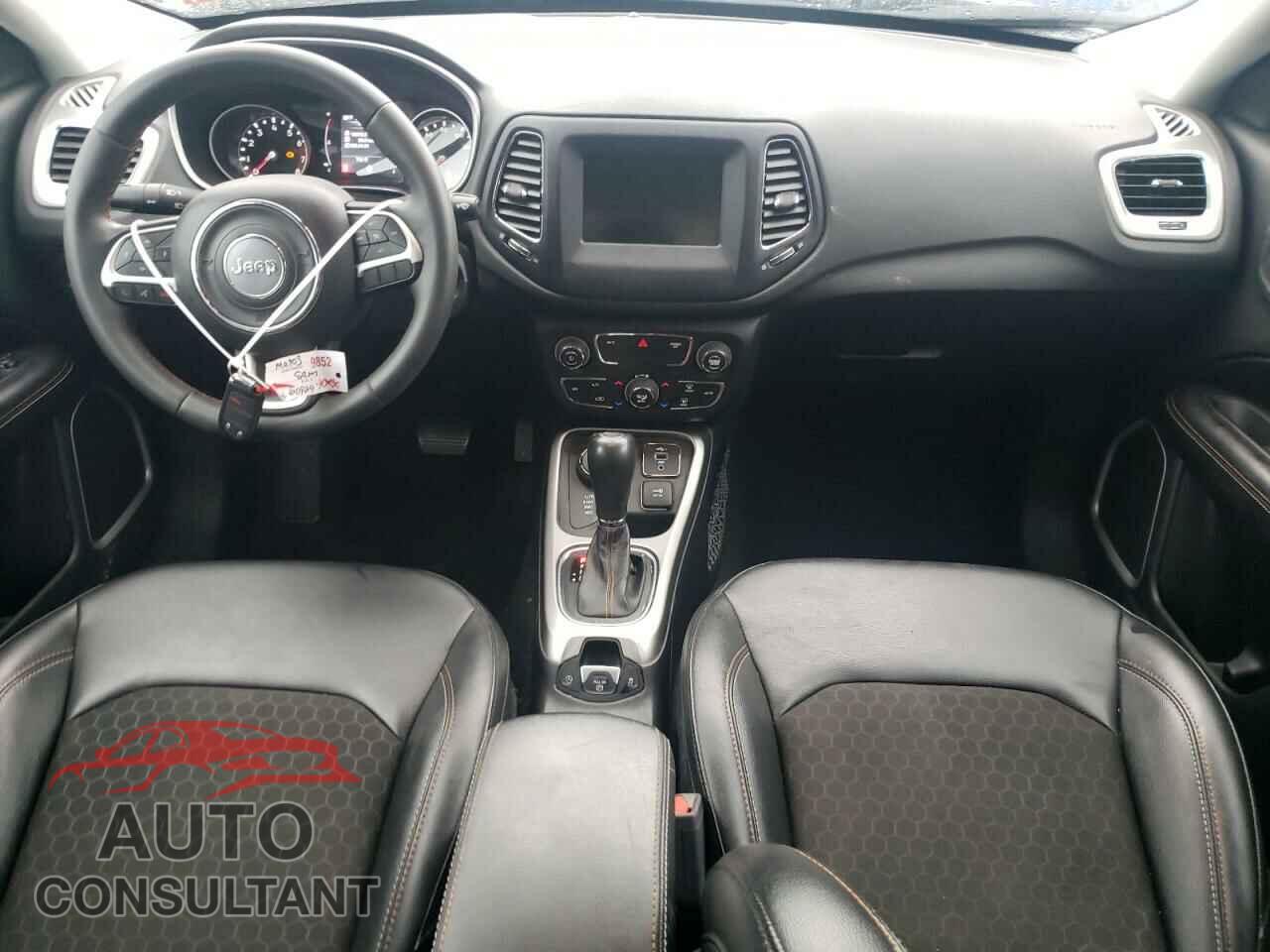 JEEP COMPASS 2021 - 3C4NJDBBXMT576549