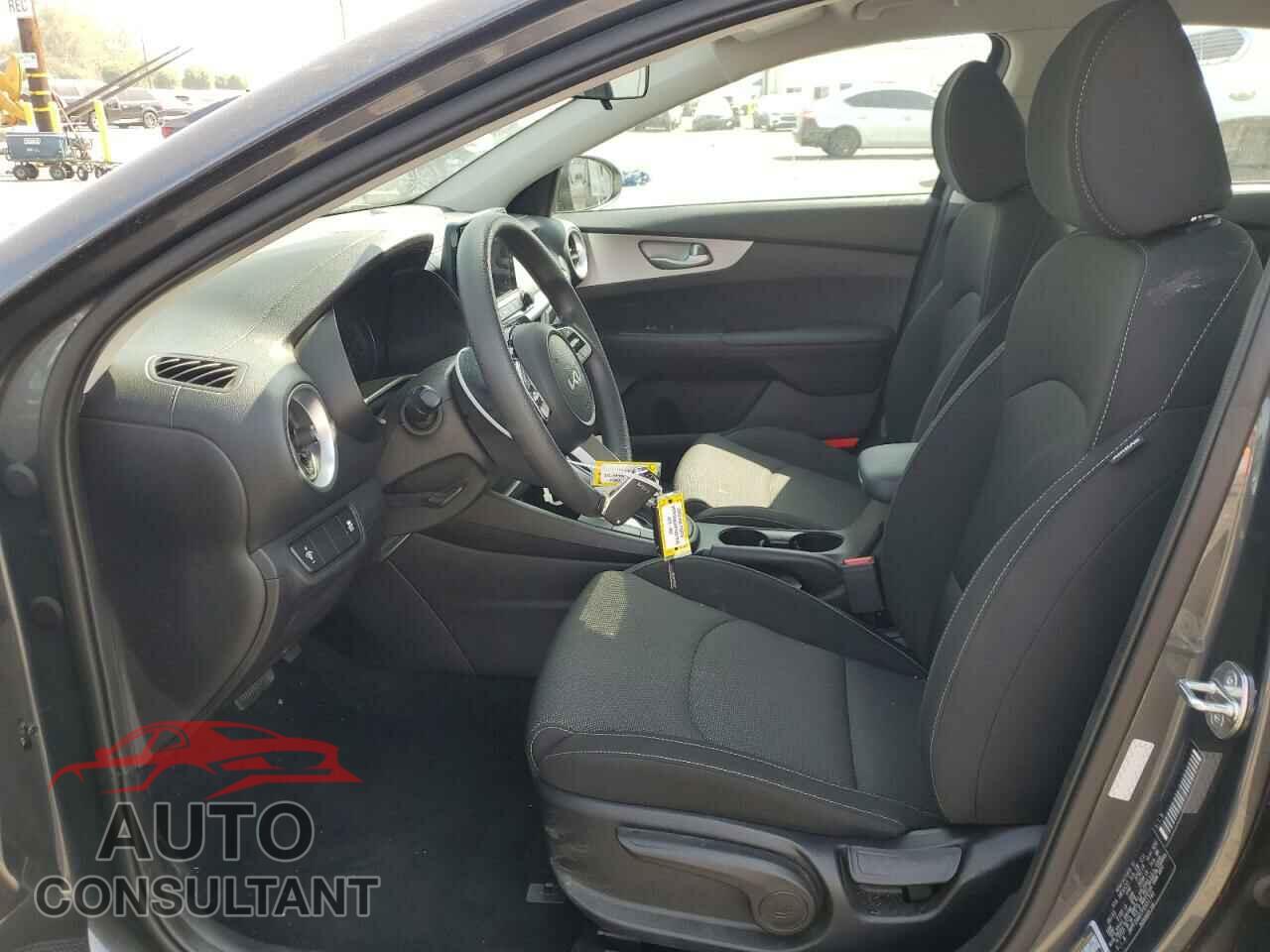 KIA FORTE 2023 - 3KPF24AD7PE651740