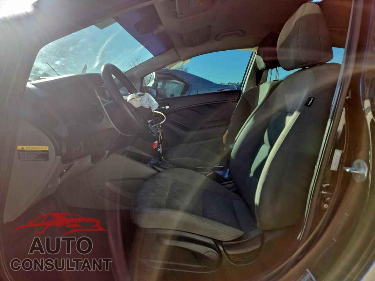 KIA FORTE 2016 - KNAFK4A67G5540311
