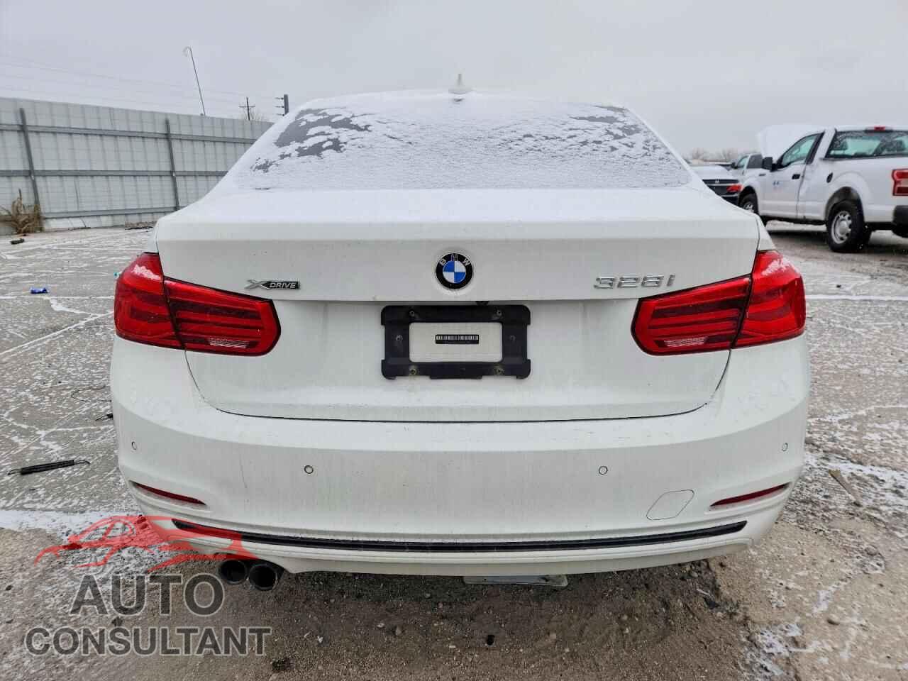 BMW 3 SERIES 2016 - WBA8E3G50GNU38549
