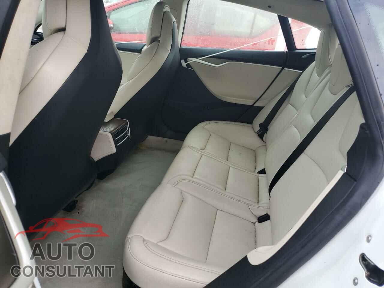 TESLA MODEL S 2017 - 5YJSA1E23HF217576