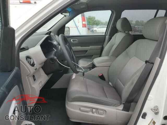 HONDA PILOT 2015 - 5FNYF4H40FB013681