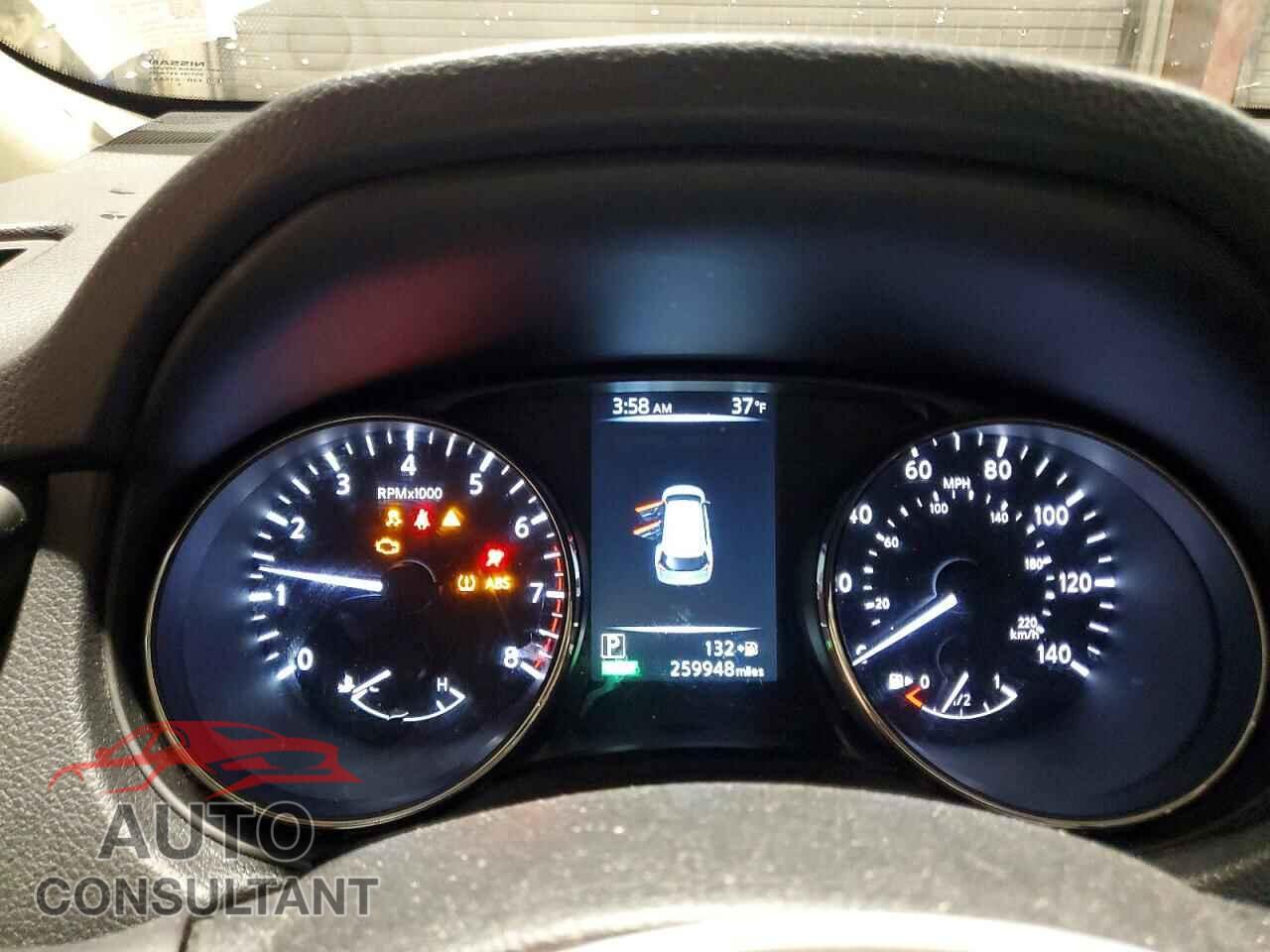 NISSAN ROGUE 2017 - KNMAT2MV4HP540306