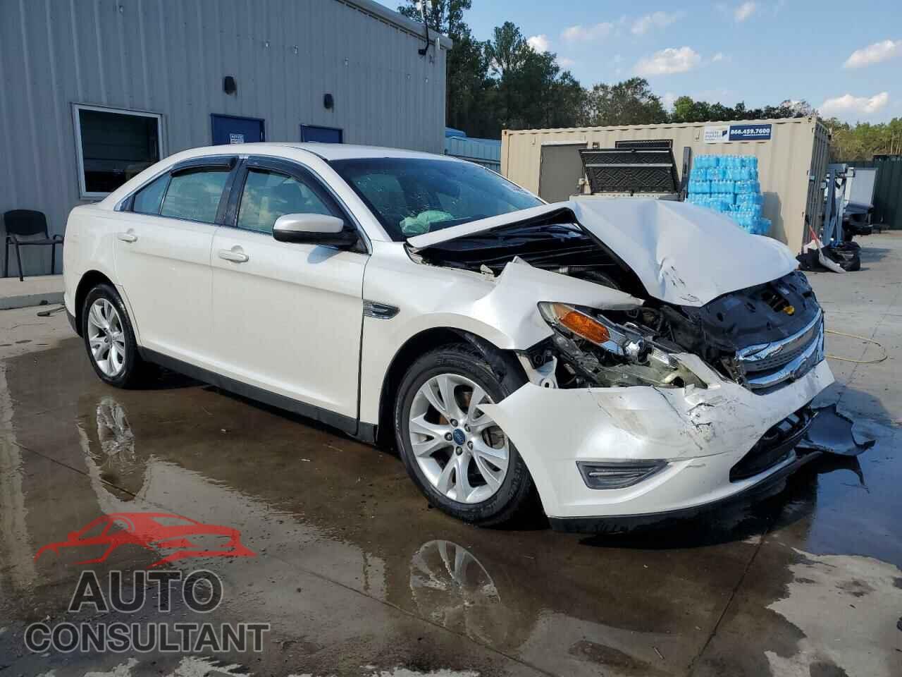 FORD TAURUS 2011 - 1FAHP2EW4BG183104