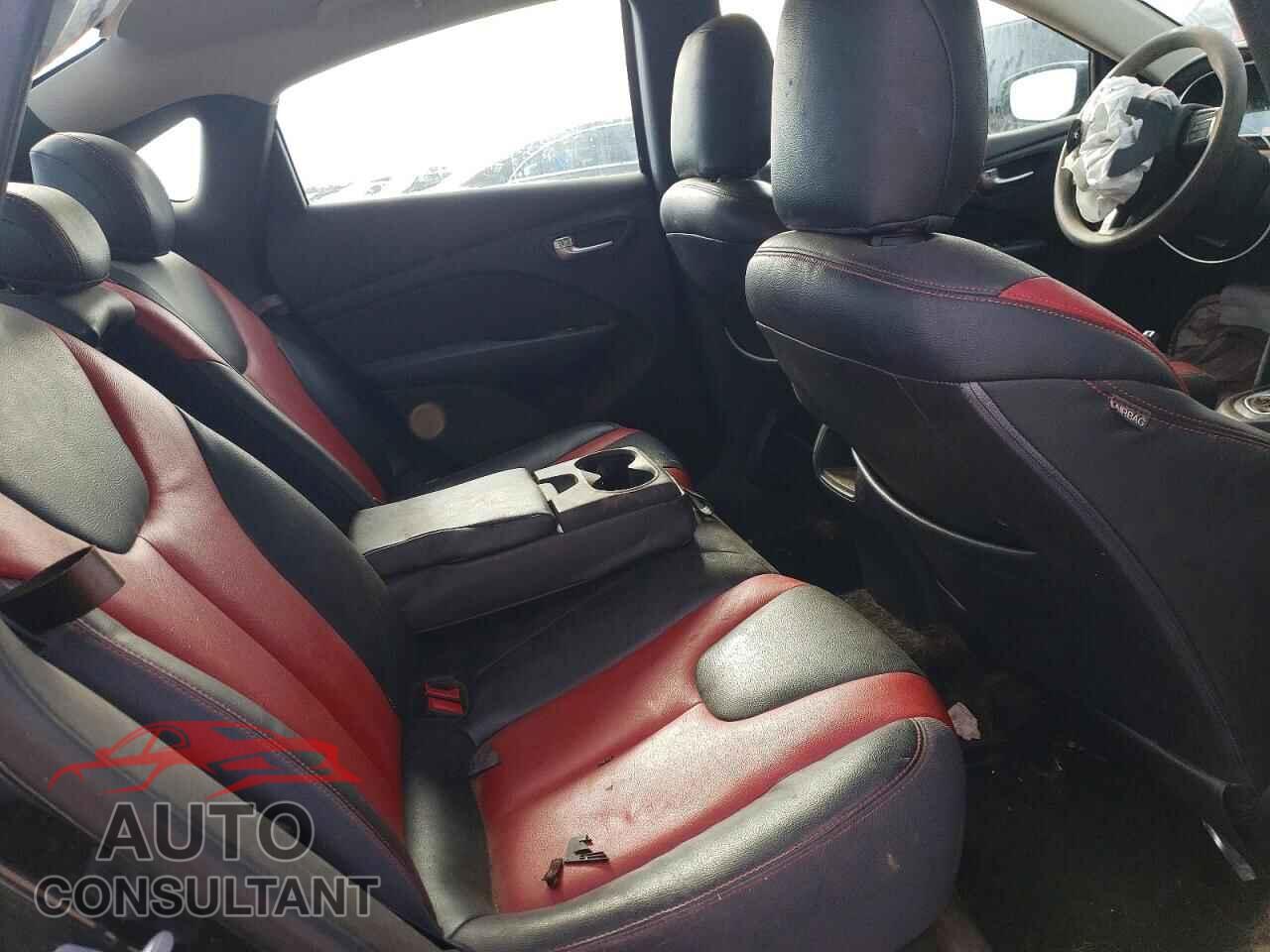 DODGE DART 2015 - 1C3CDFBB2FD337648
