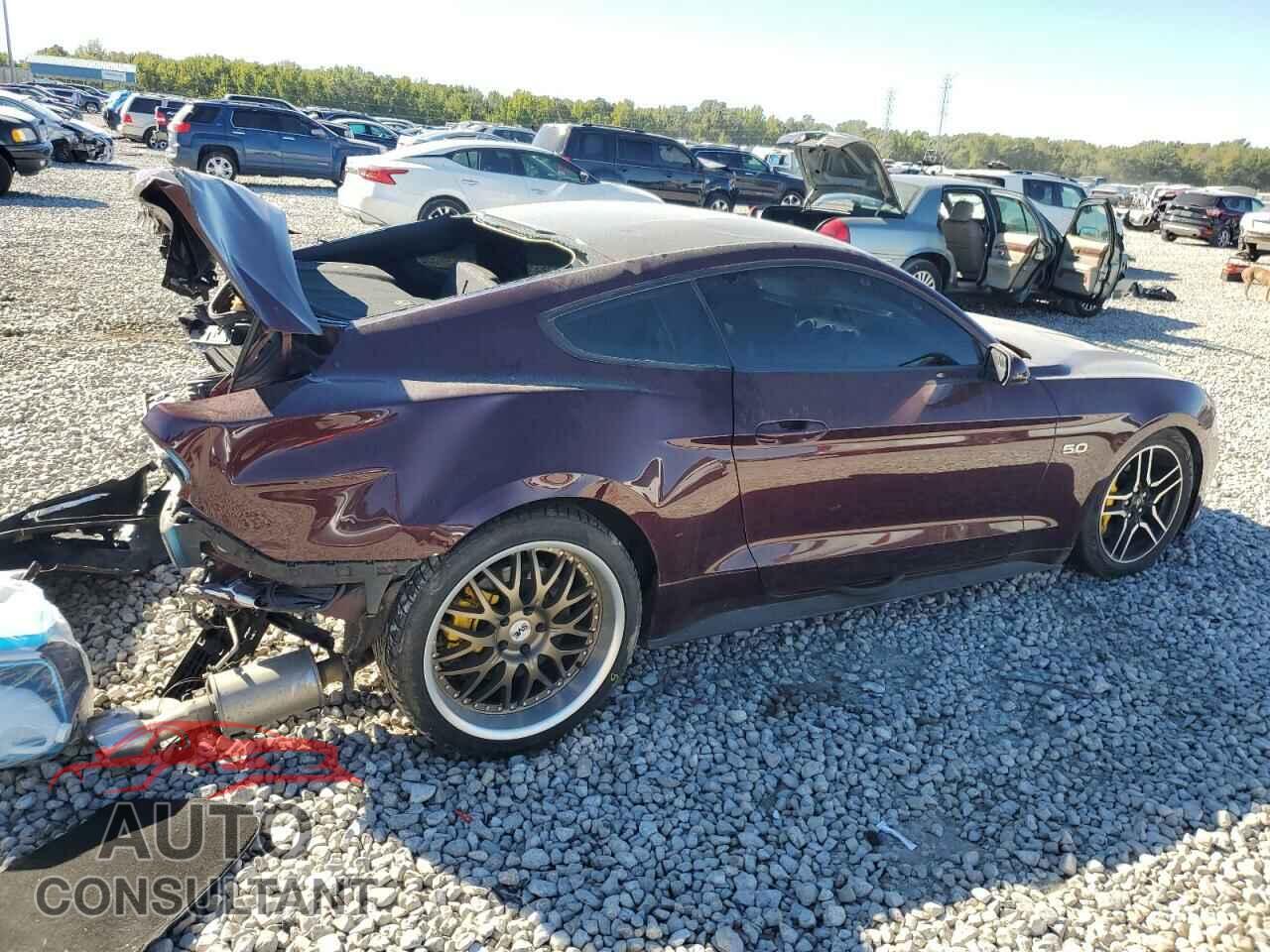 FORD MUSTANG 2018 - 1FA6P8CF8J5137296