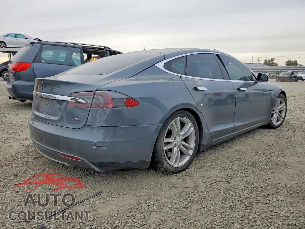TESLA MODEL S 2013 - 5YJSA1DP6DFP07422