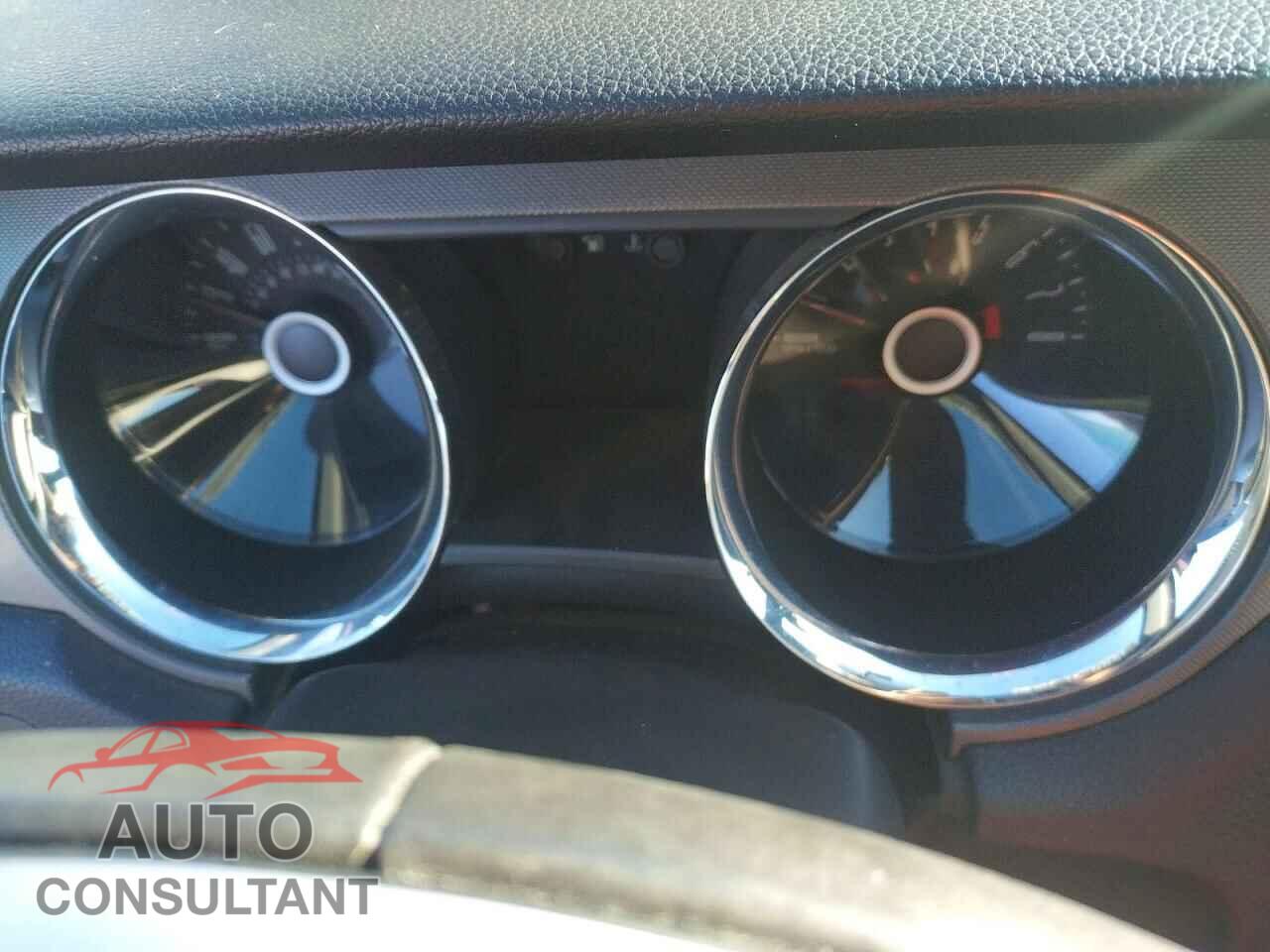 FORD MUSTANG 2014 - 1ZVBP8CF9E5229111
