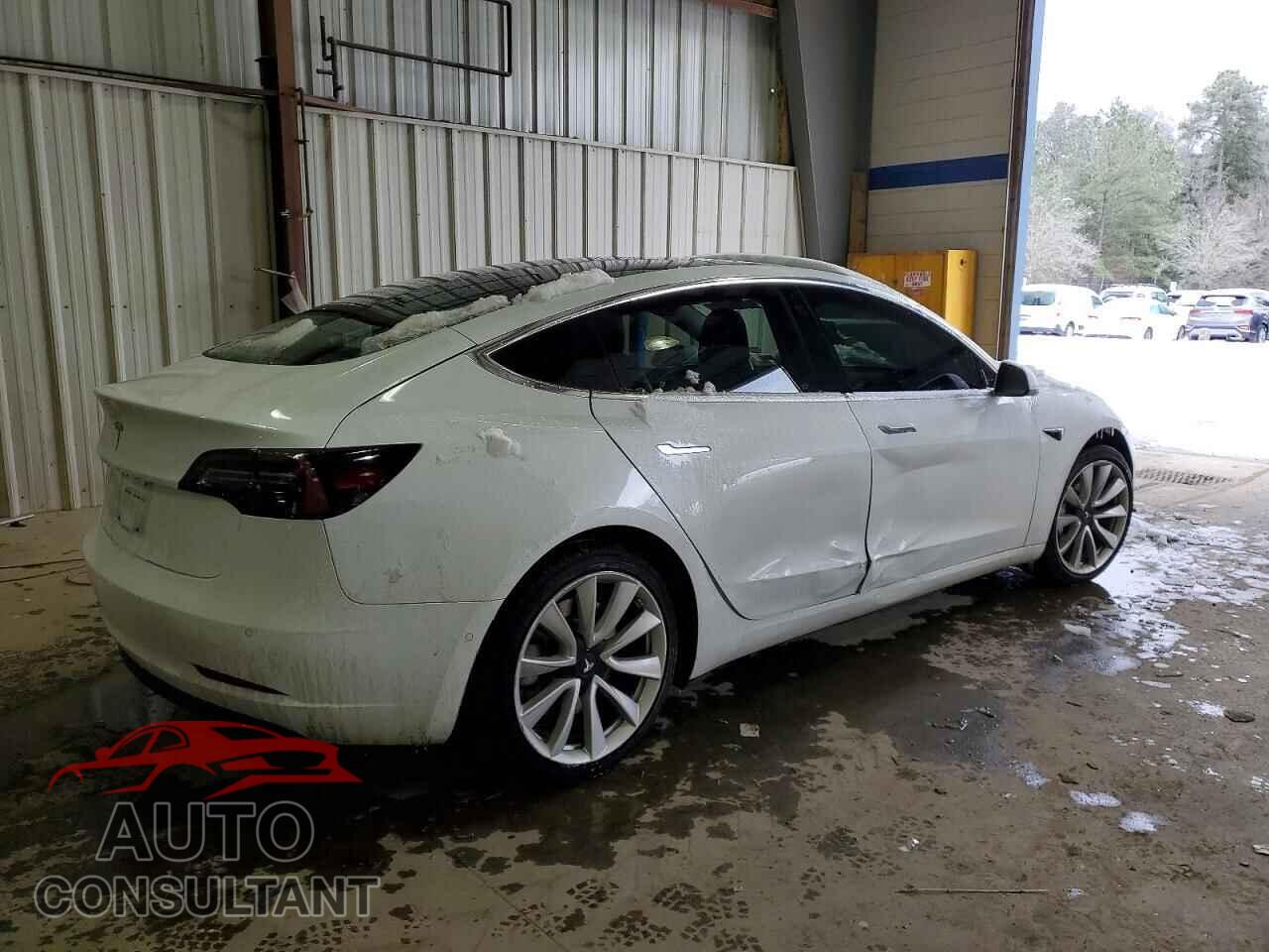 TESLA MODEL 3 2018 - 5YJ3E1EA6JF118532
