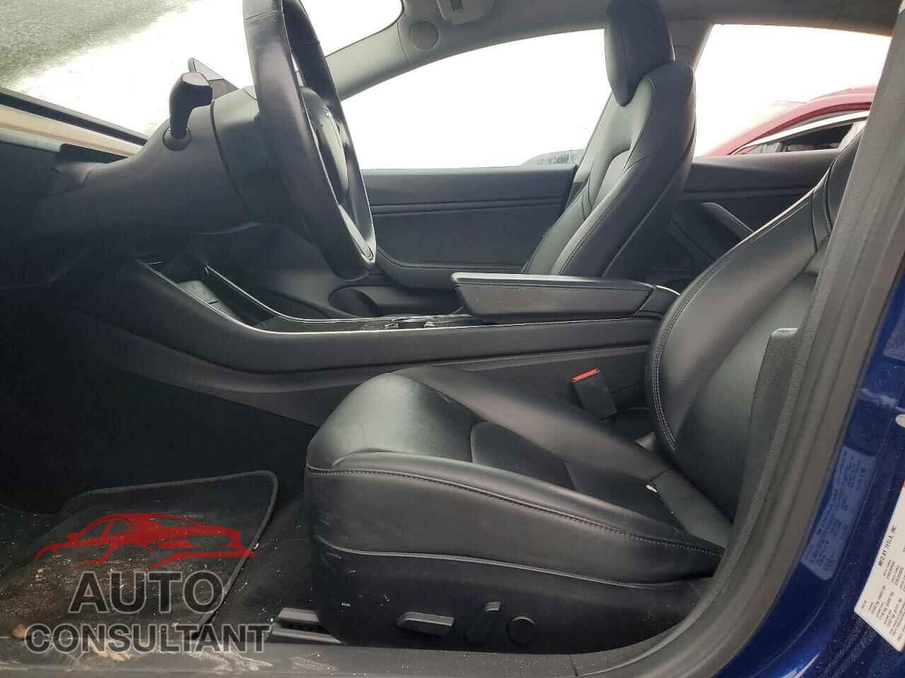 TESLA MODEL 3 2018 - 5YJ3E1EB7JF106253