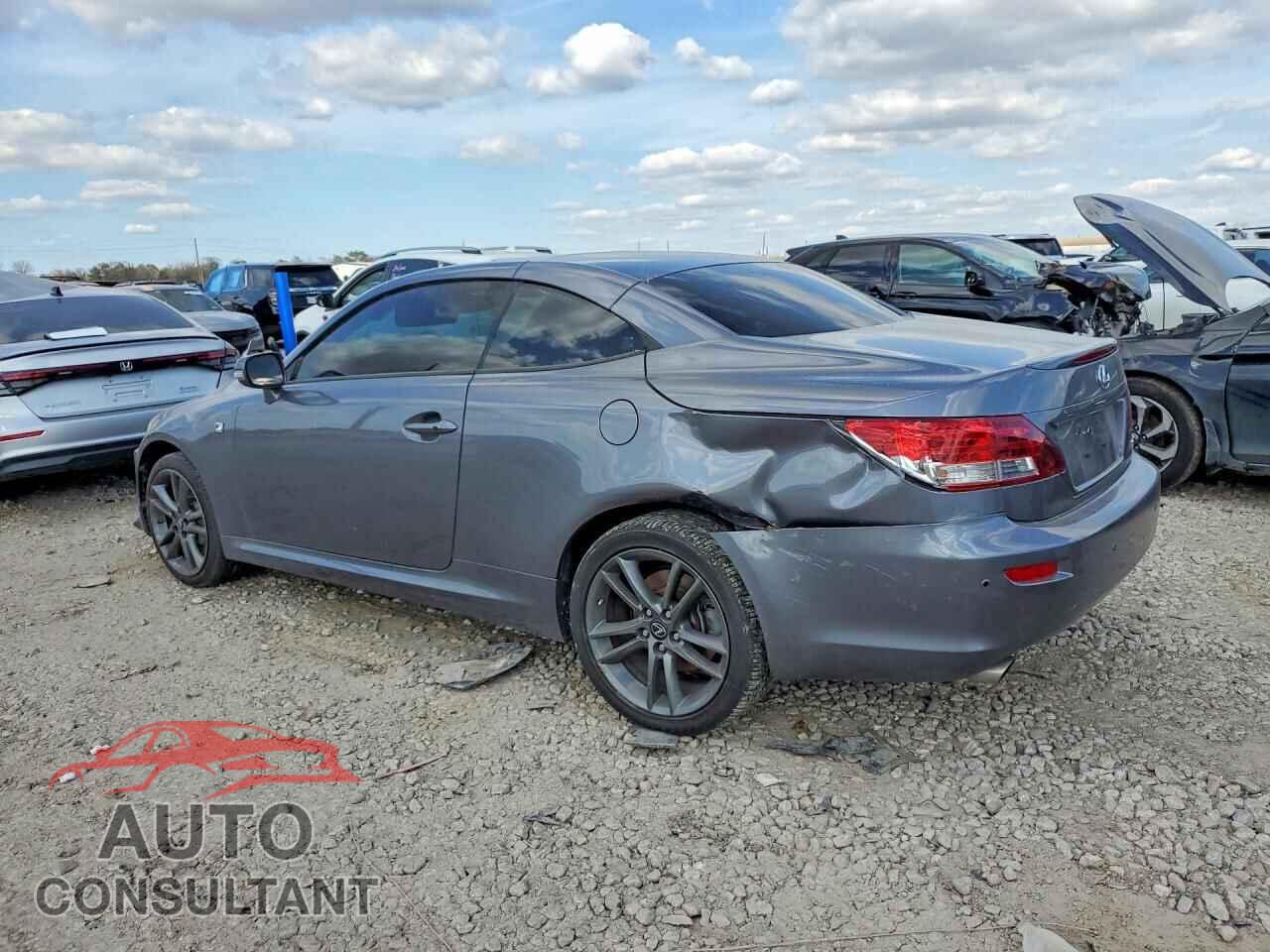 LEXUS IS 2015 - JTHFE2C25F2511123