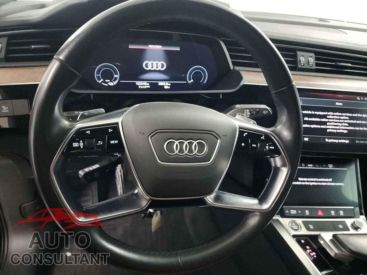 AUDI E-TRON 2022 - WA1AAAGE2NB028512
