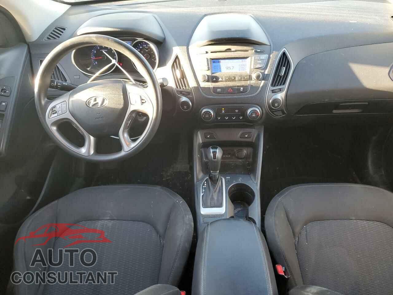 HYUNDAI TUCSON 2015 - KM8JTCAF2FU080950