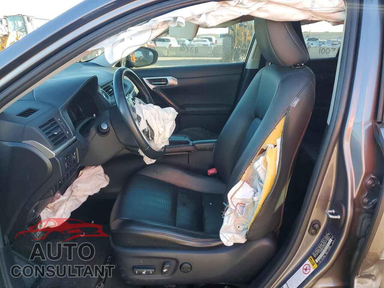 LEXUS CT 200 2013 - JTHKD5BH4D2135391