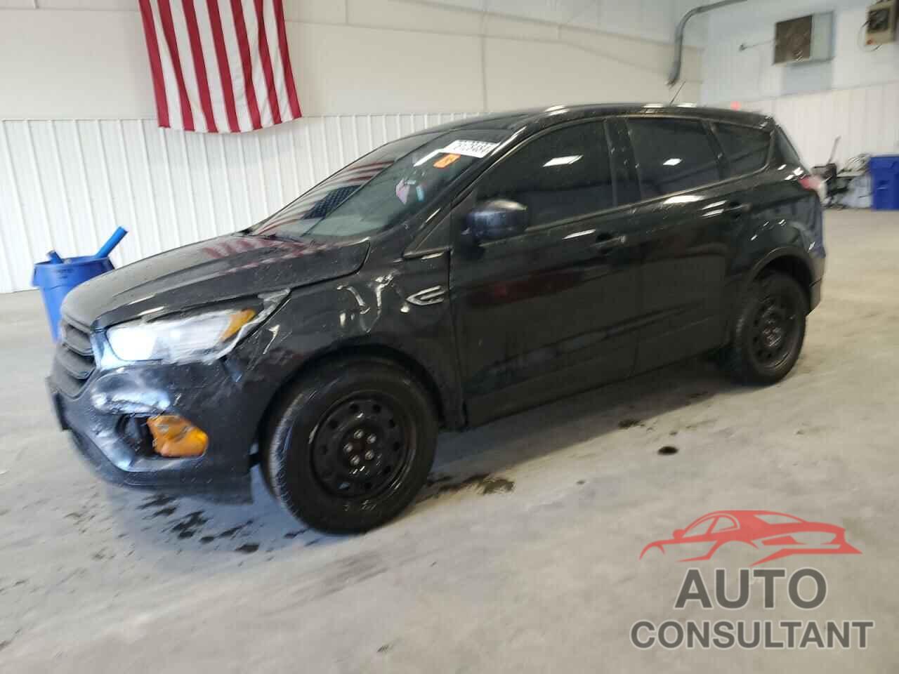 FORD ESCAPE 2018 - 1FMCU0F7XJUA01202