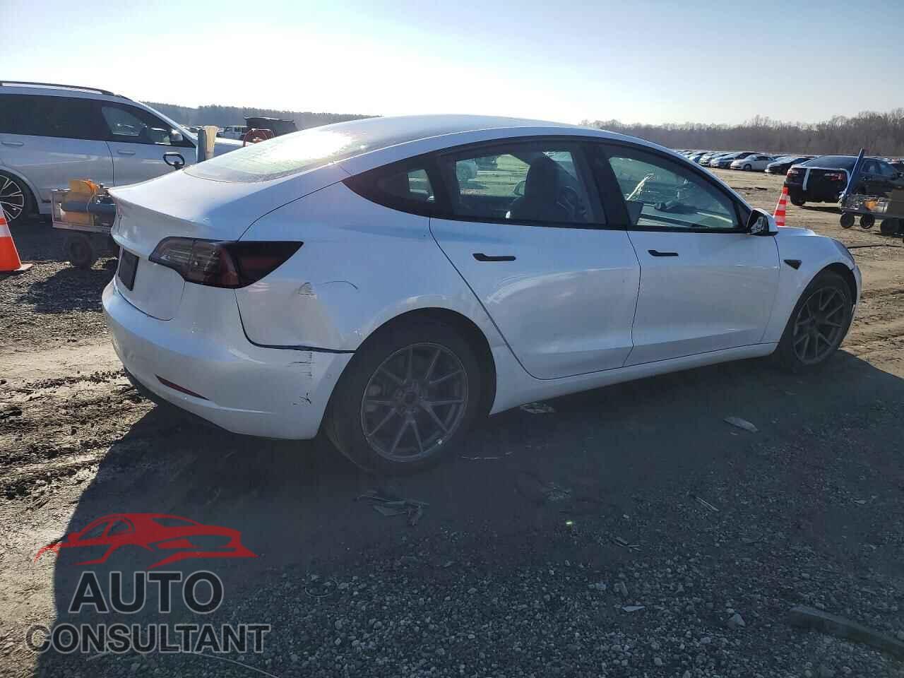 TESLA MODEL 3 2021 - 5YJ3E1EA2MF085761