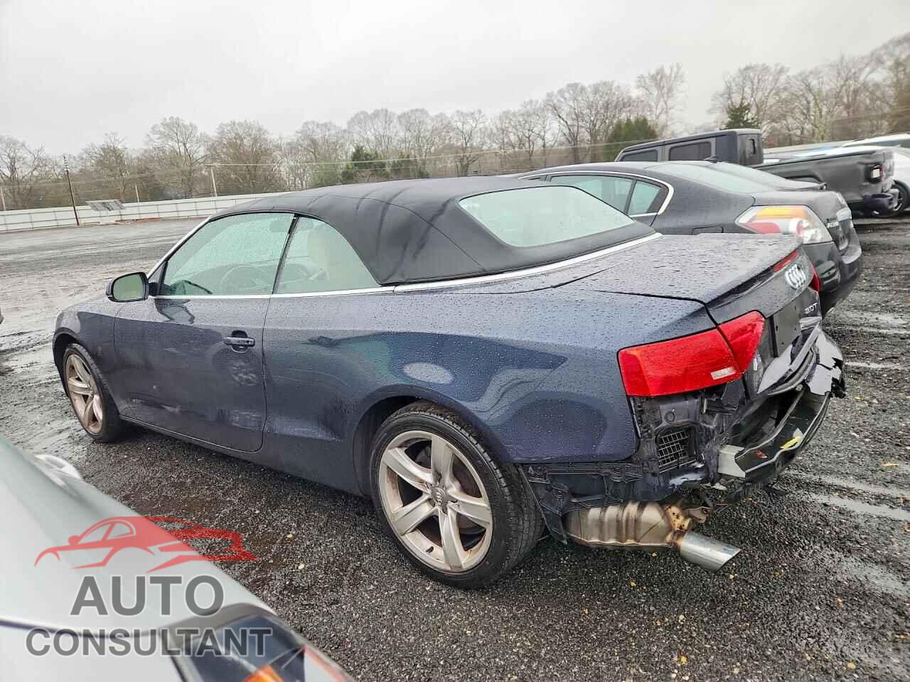 AUDI A5 2013 - WAUJFAFH7DN008821