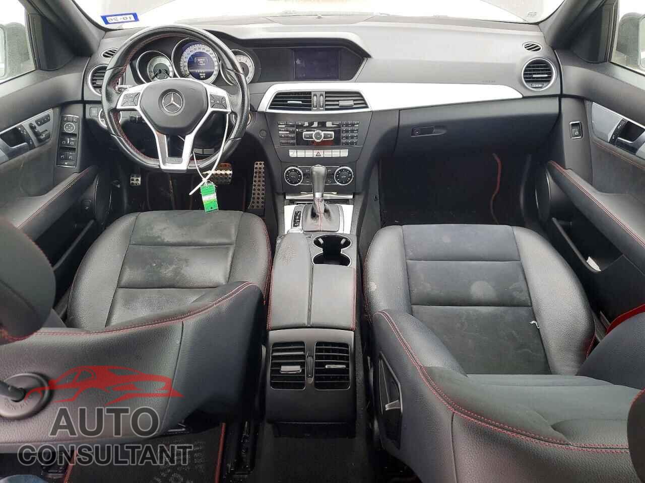 MERCEDES-BENZ C-CLASS 2013 - WDDGF8AB2DA777510