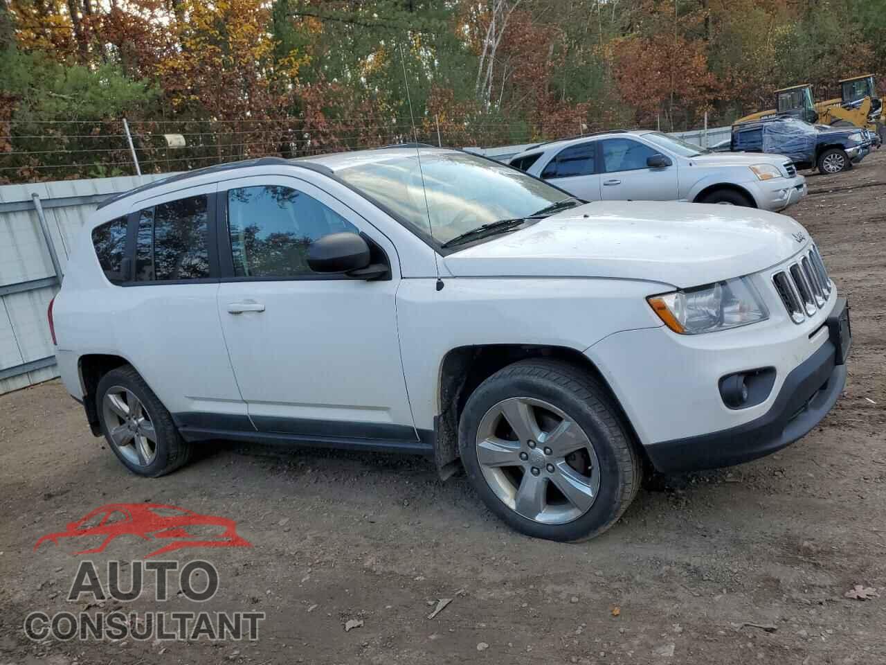 JEEP COMPASS 2011 - 1J4NF5FB2BD275434