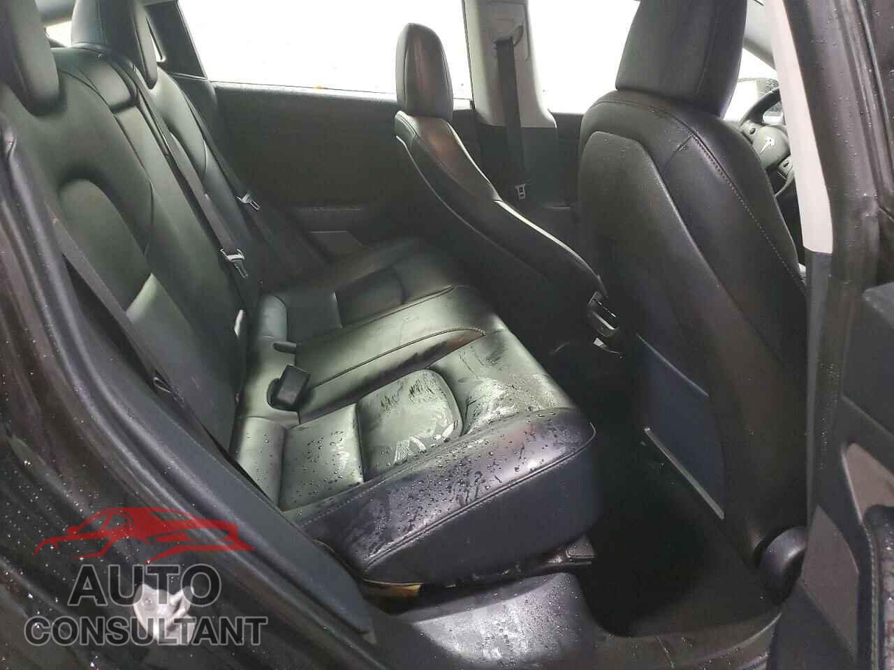 TESLA MODEL 3 2019 - 5YJ3E1EB9KF211006